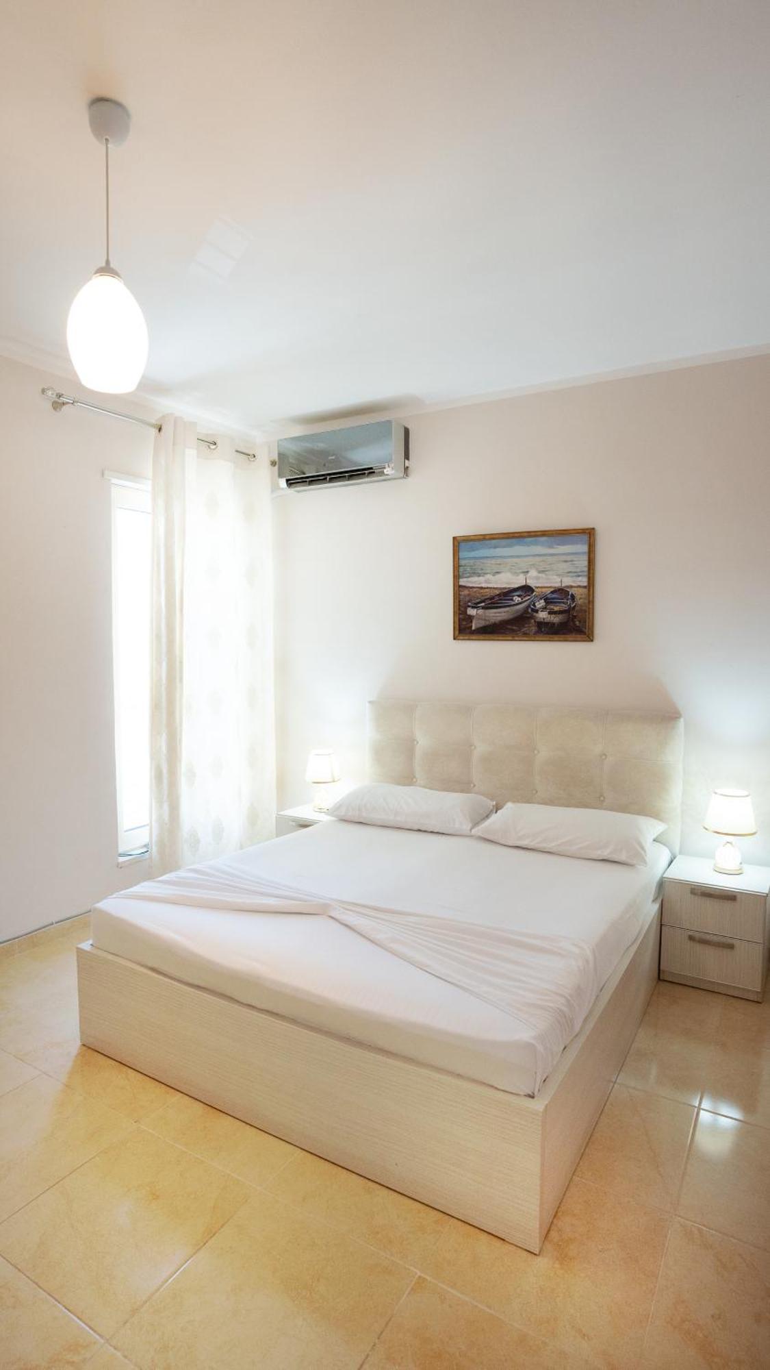 Sea View Apartement ドゥラス エクステリア 写真